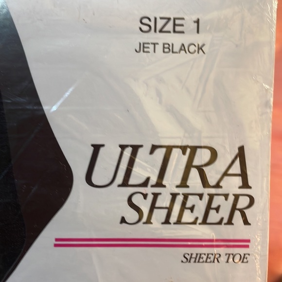 Jet Black Pantyhose - Picture 4 of 11